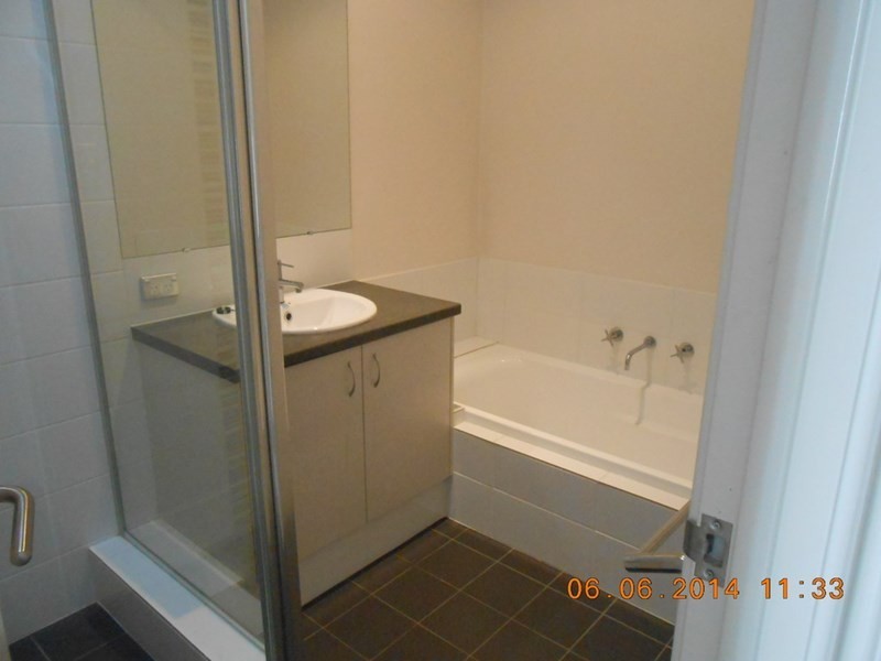 6 Flecker Promenade, Aveley WA 6069