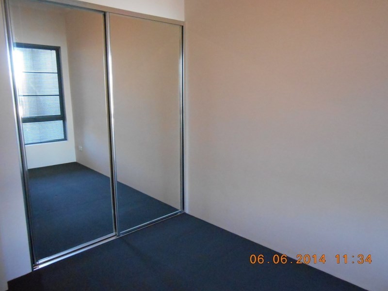 6 Flecker Promenade, Aveley WA 6069