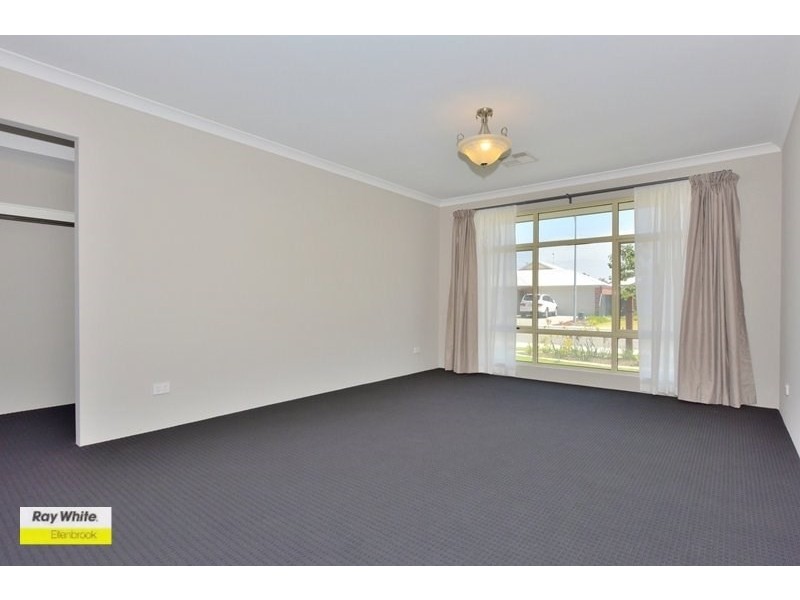 20 Dalmilling Drive, The Vines WA 6069