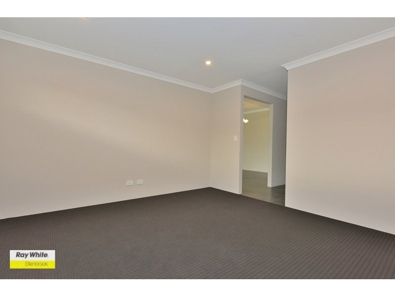 20 Dalmilling Drive, The Vines WA 6069