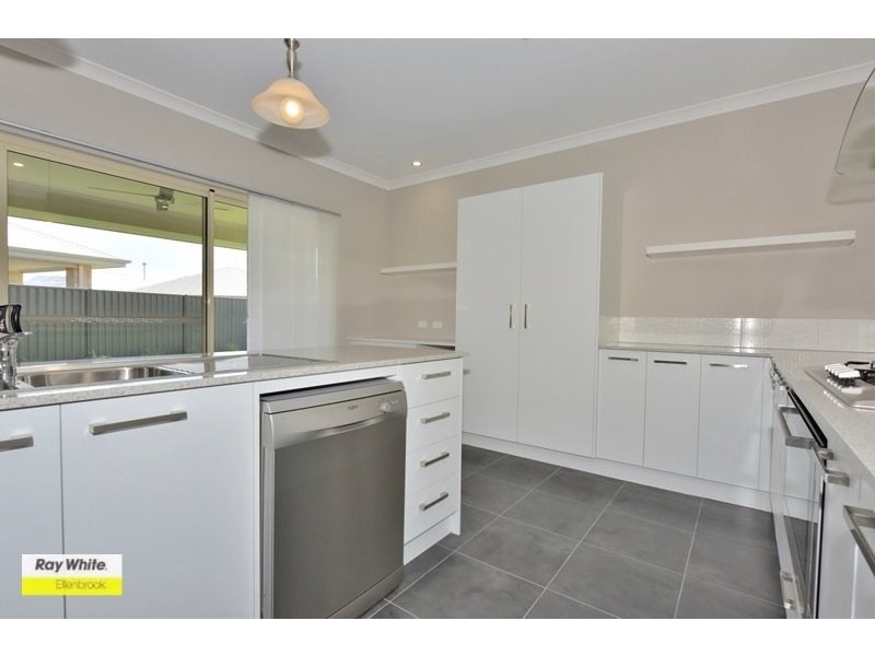 20 Dalmilling Drive, The Vines WA 6069