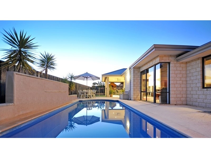 65 Oakhill Heights, Ellenbrook WA 6069