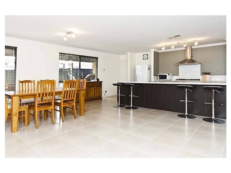 339 Millhouse Road, Aveley WA 6069