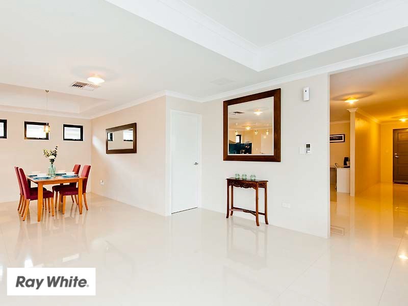 33 Bellazario Prom, Aveley WA 6069