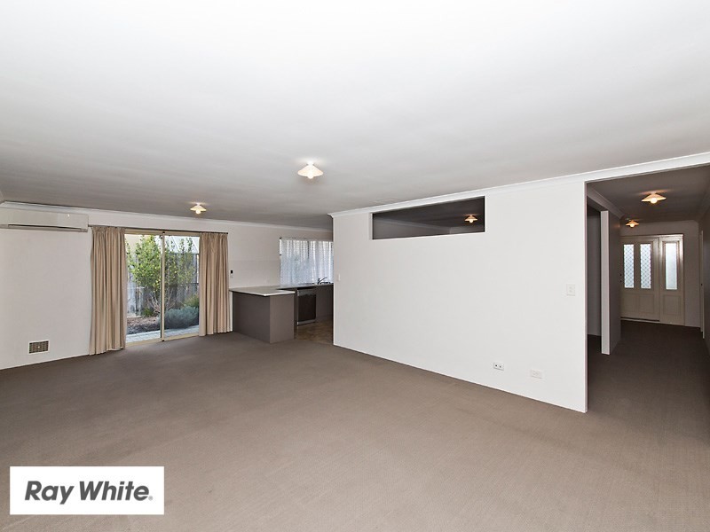 9 Redbank Drive, Ellenbrook WA 6069