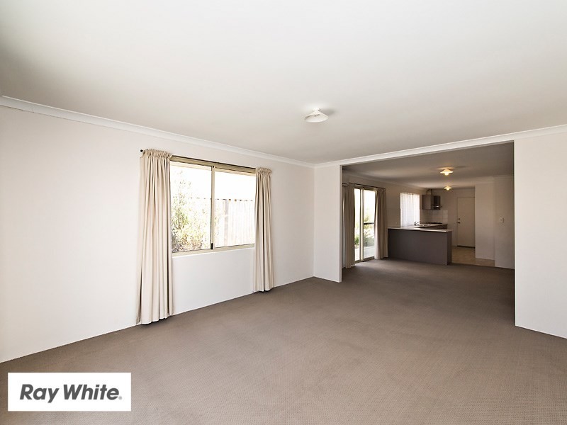 9 Redbank Drive, Ellenbrook WA 6069