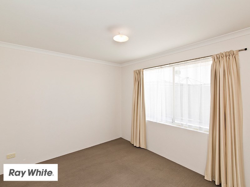 9 Redbank Drive, Ellenbrook WA 6069