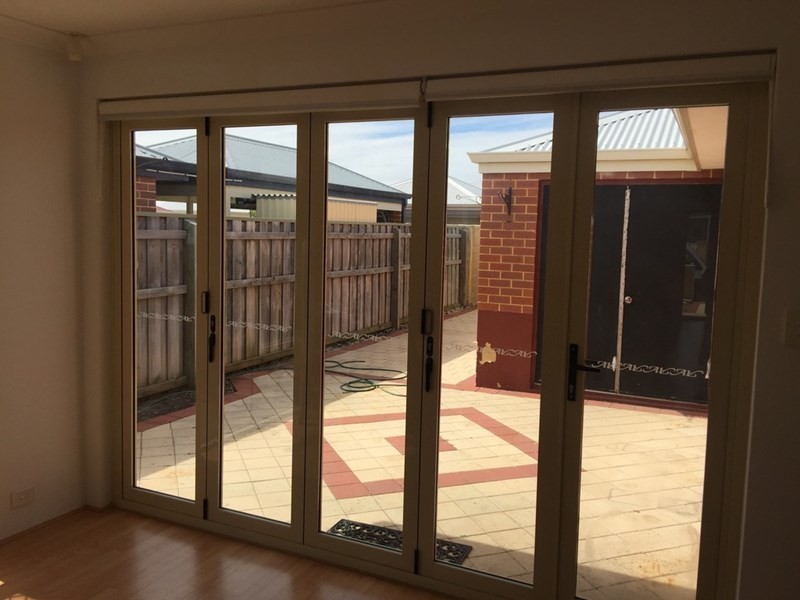 7 Westbrook Parade, Ellenbrook WA 6069