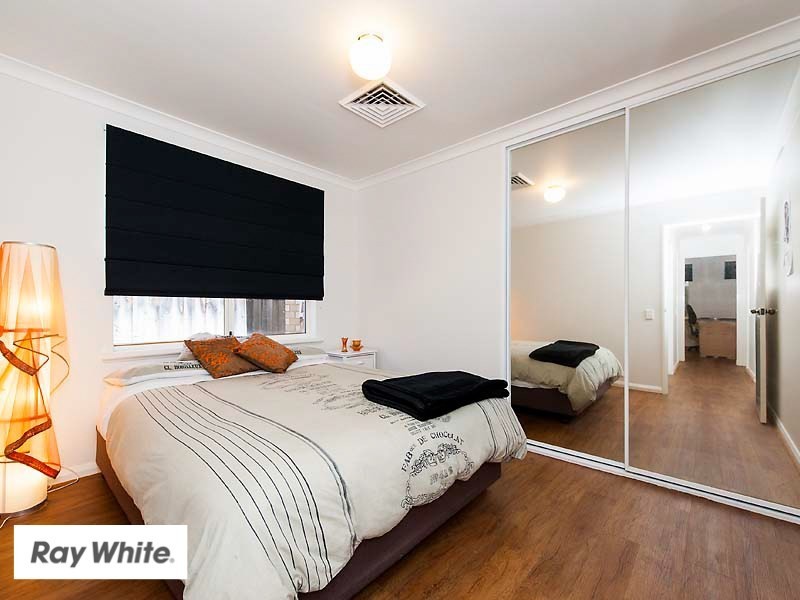 37 Lakefront Circle, The Vines WA 6069