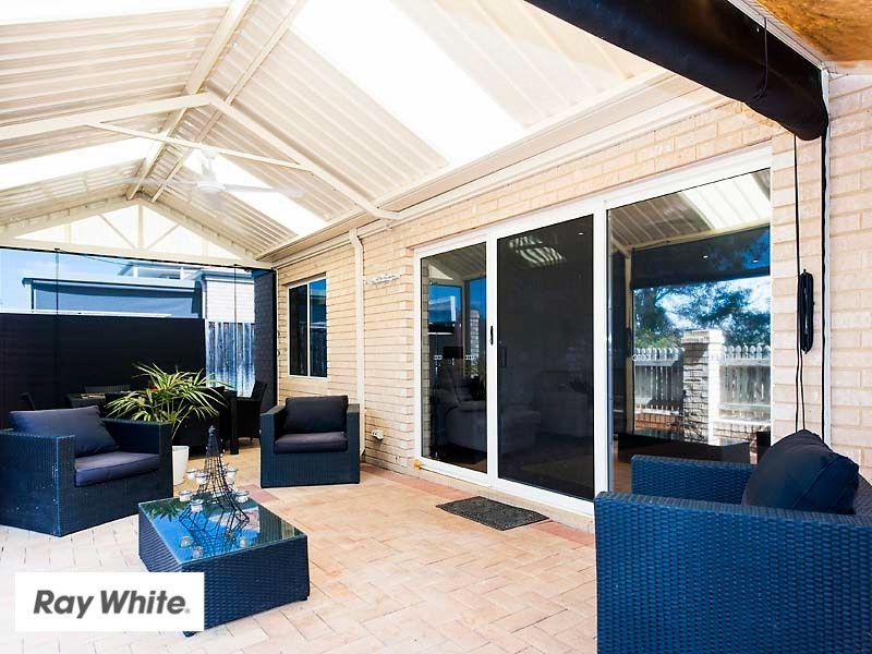 37 Lakefront Circle, The Vines WA 6069