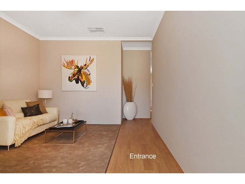 8 Mauve Way, Aveley WA 6069