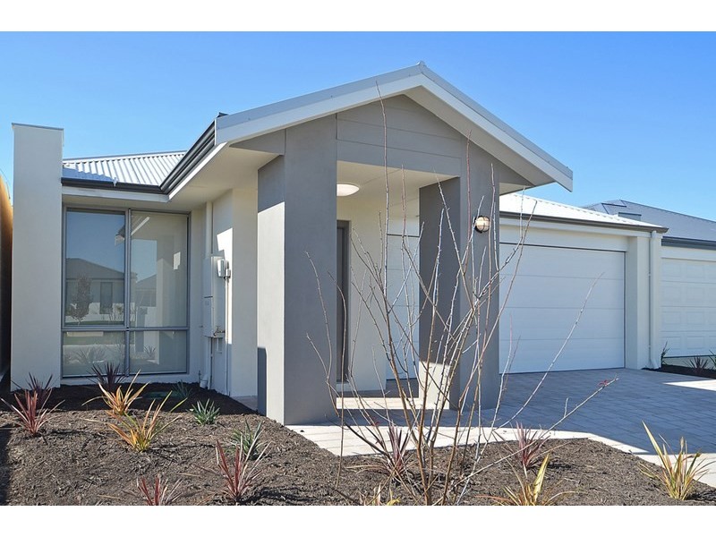 8 Mauve Way, Aveley WA 6069