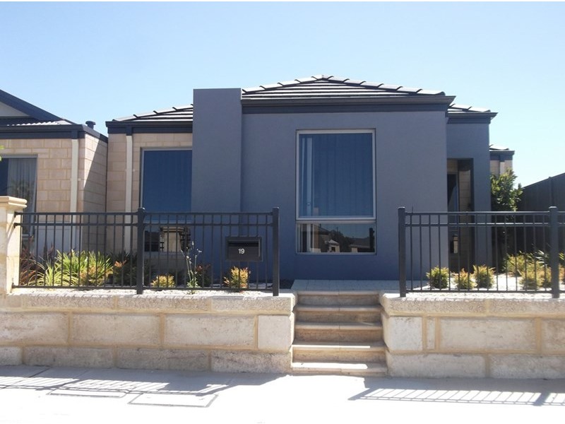 19 Cochrane Loop, Aveley WA 6069