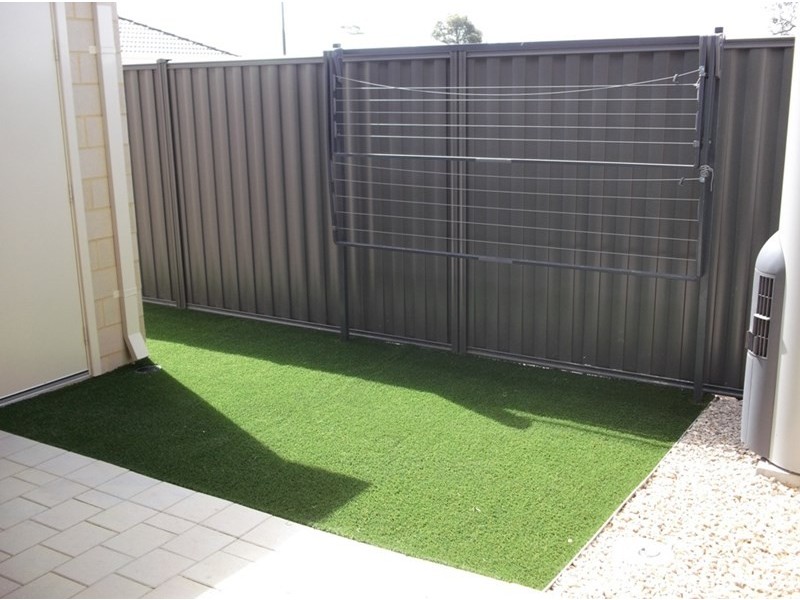 19 Cochrane Loop, Aveley WA 6069
