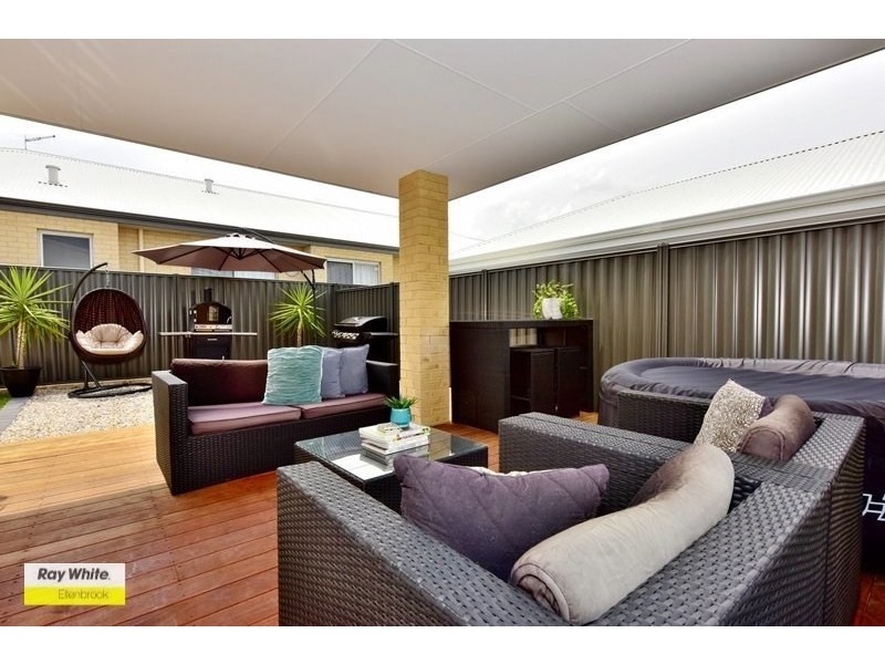 23 Alverda, Parade, Aveley WA 6069