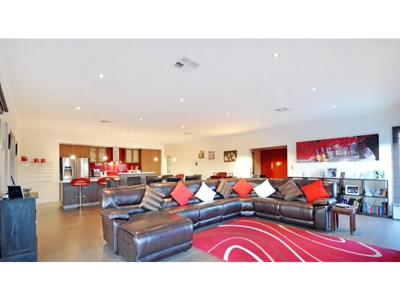 65 Oakhill Heights, Ellenbrook WA 6069