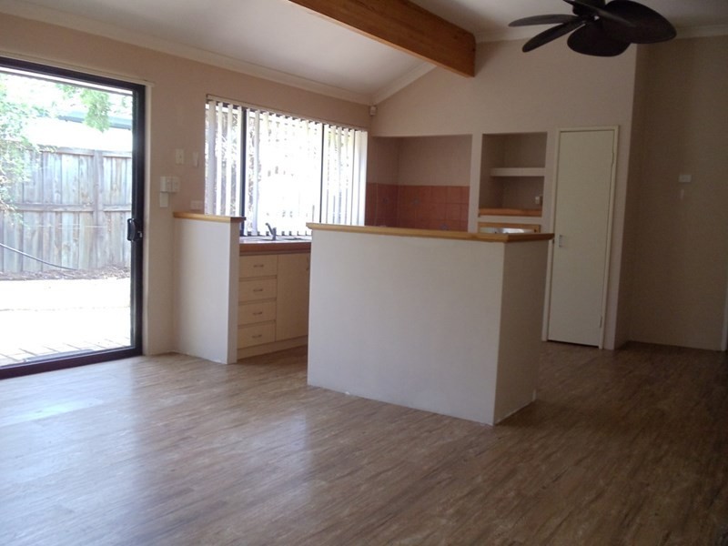 25 St Tropez Vista, Ellenbrook WA 6069