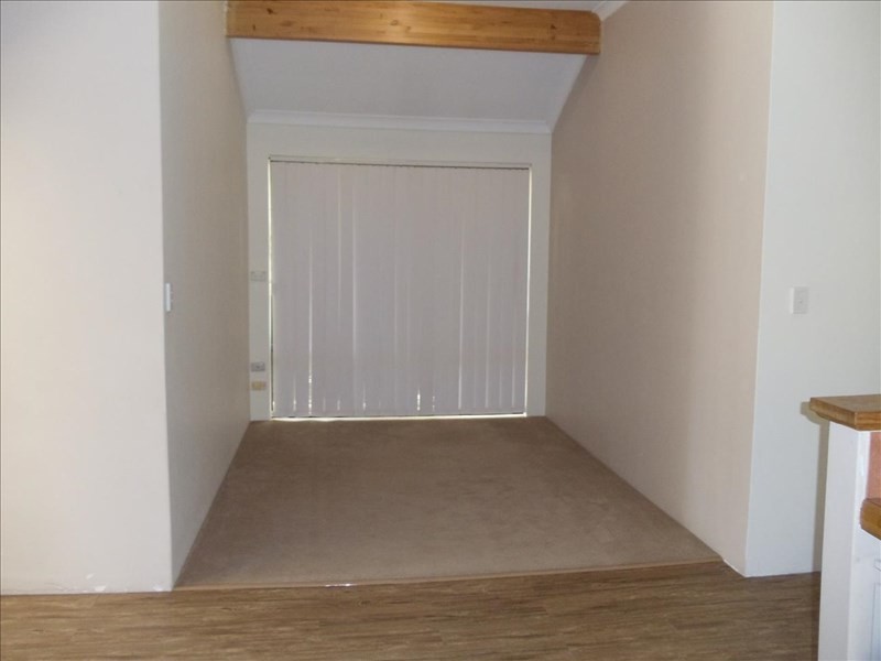 25 St Tropez Vista, Ellenbrook WA 6069