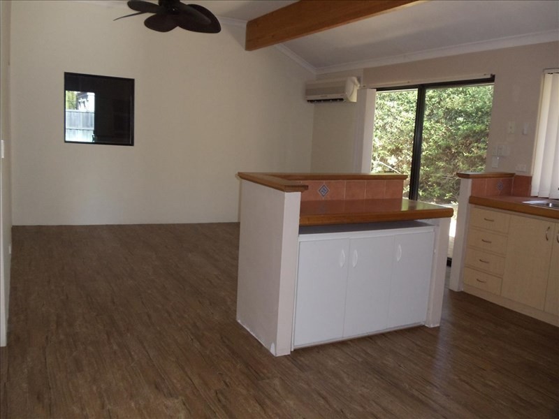 25 St Tropez Vista, Ellenbrook WA 6069