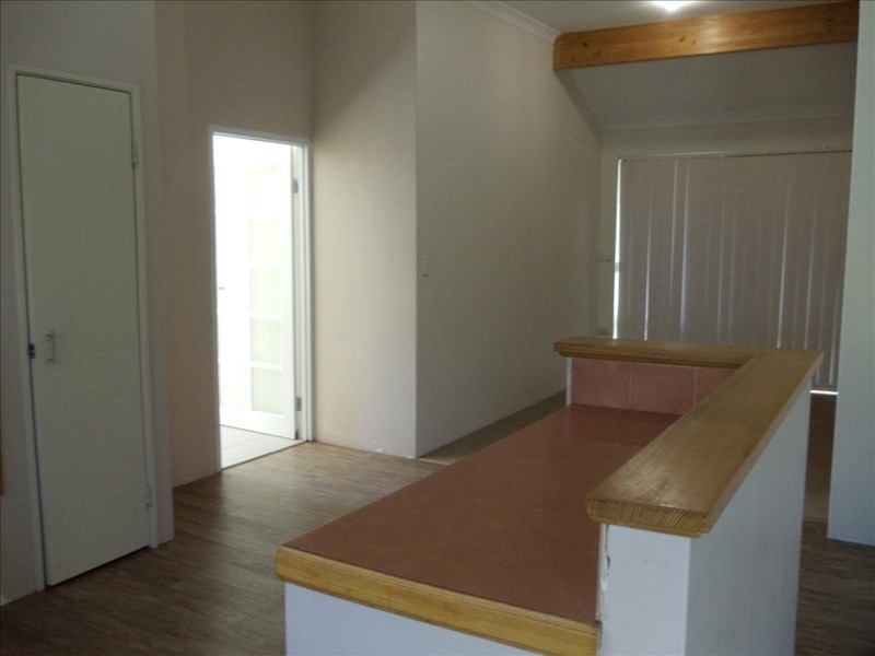 25 St Tropez Vista, Ellenbrook WA 6069