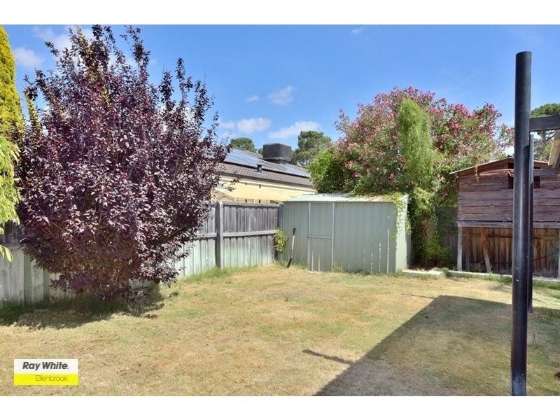 25 St Tropez Vista, Ellenbrook WA 6069