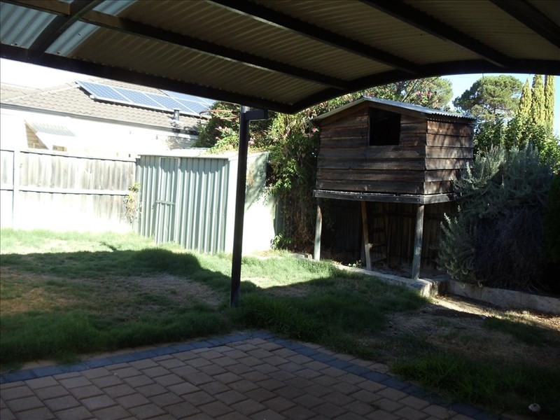 25 St Tropez Vista, Ellenbrook WA 6069