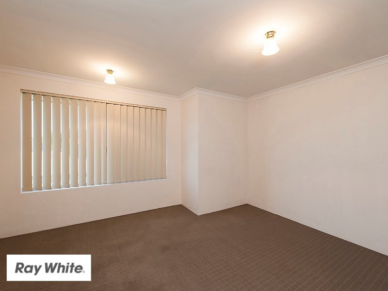 8 Hatfield Road, Ellenbrook WA 6069