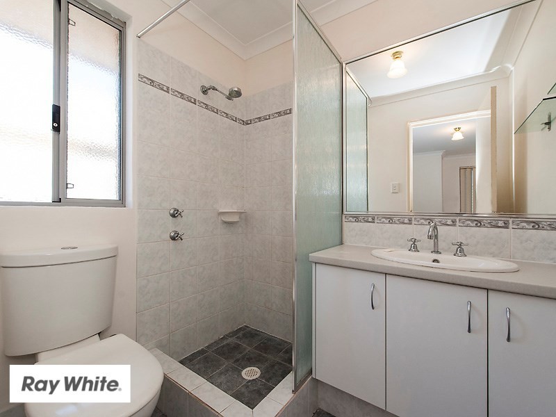 8 Hatfield Road, Ellenbrook WA 6069