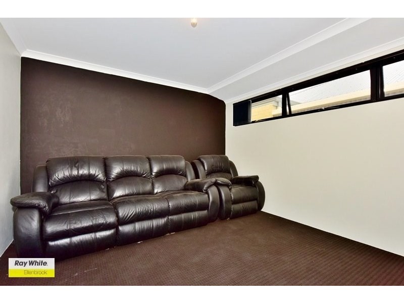 43 Hawthornden Avenue, Ellenbrook WA 6069