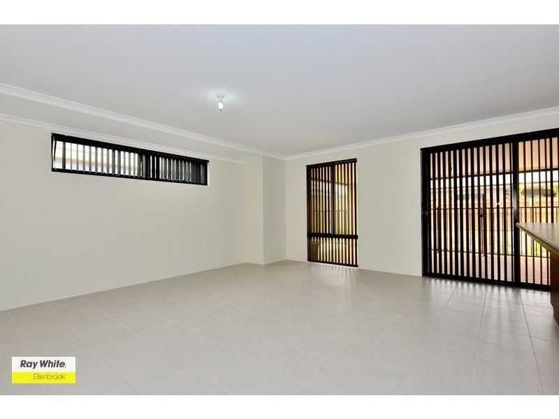 43 Hawthornden Avenue, Ellenbrook WA 6069