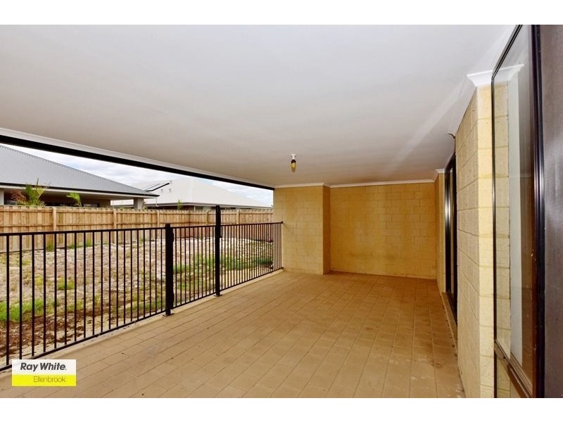 43 Hawthornden Avenue, Ellenbrook WA 6069