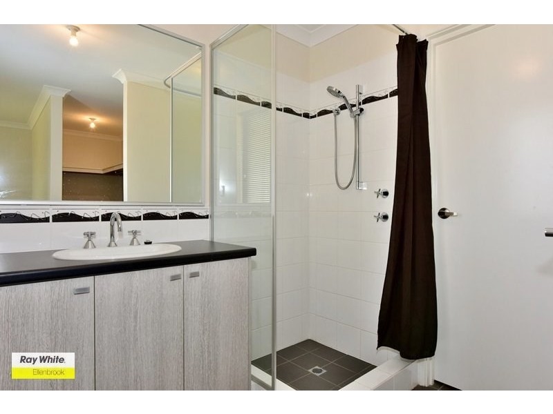 43 Hawthornden Avenue, Ellenbrook WA 6069