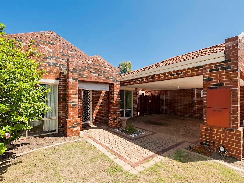 11 Trigger Plant Avenue, Ellenbrook WA 6069