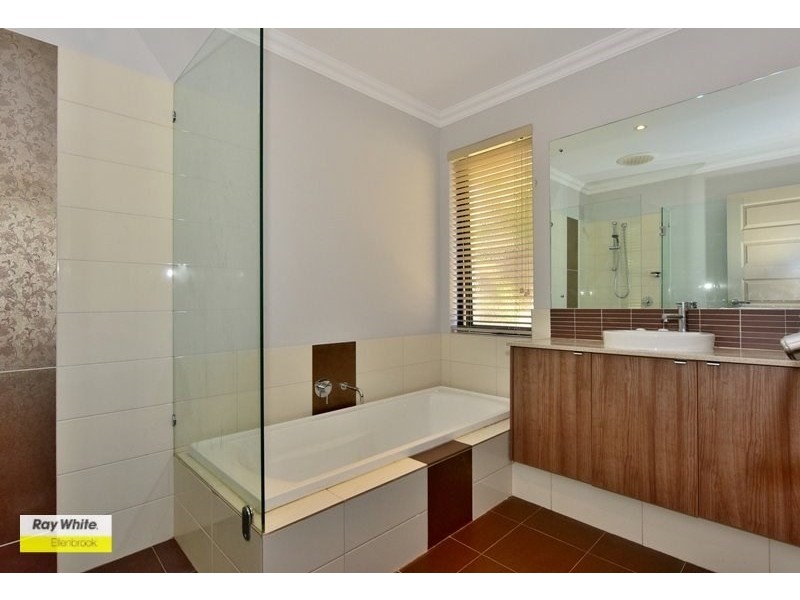 14 Ewens Pass, Ellenbrook WA 6069