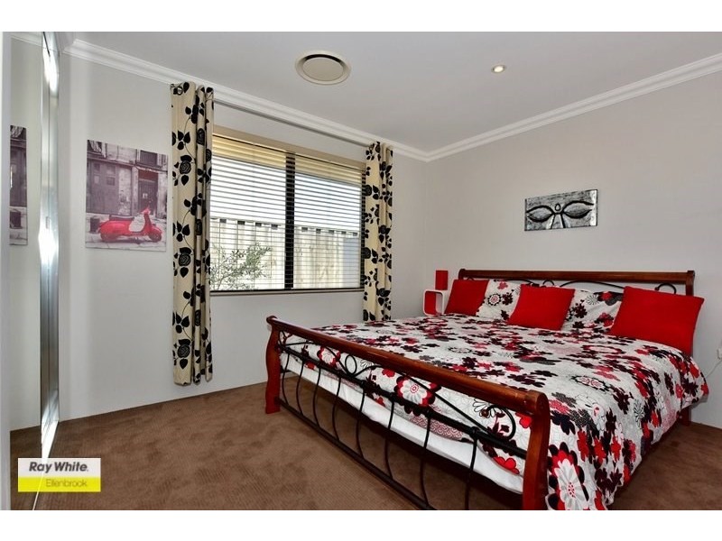 14 Ewens Pass, Ellenbrook WA 6069