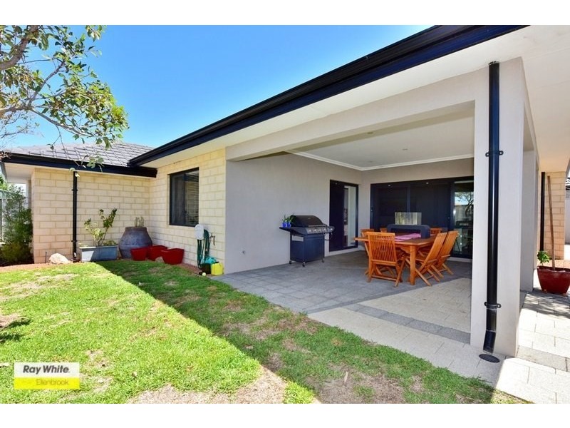 14 Ewens Pass, Ellenbrook WA 6069