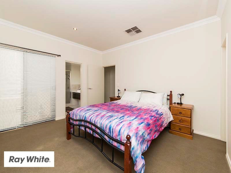 6 Albro Lane, Ellenbrook WA 6069