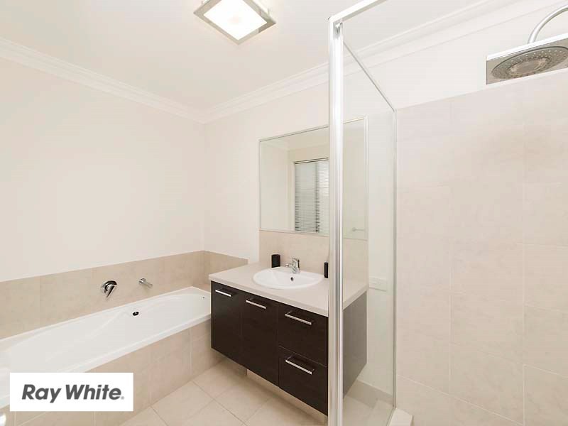 6 Albro Lane, Ellenbrook WA 6069