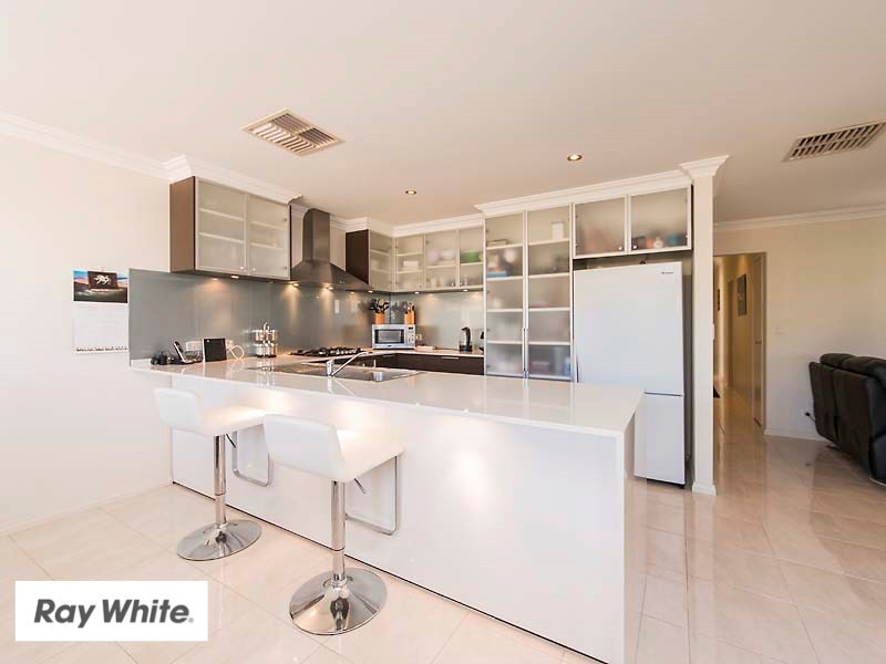 6 Albro Lane, Ellenbrook WA 6069