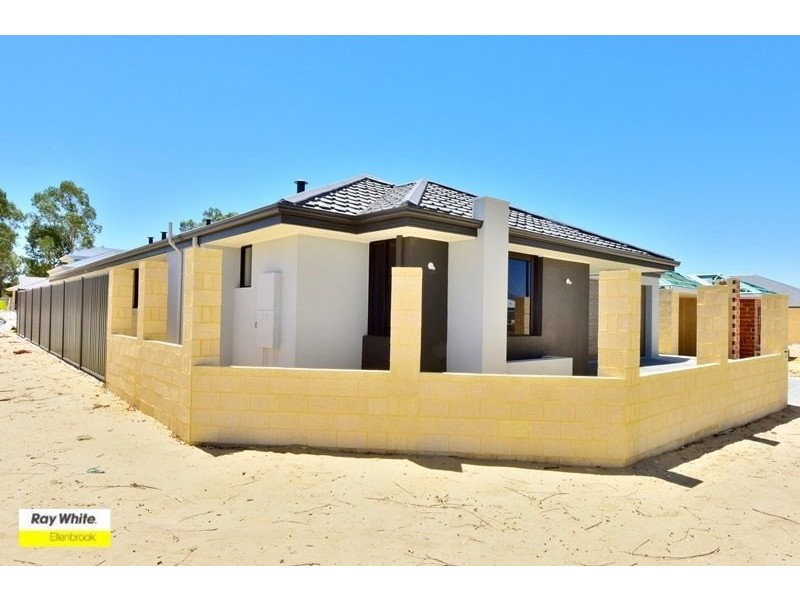 35 Windermere Boulevard, Aveley WA 6069