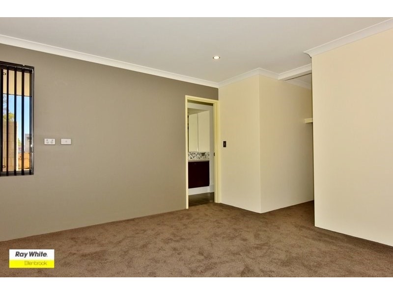 35 Windermere Boulevard, Aveley WA 6069