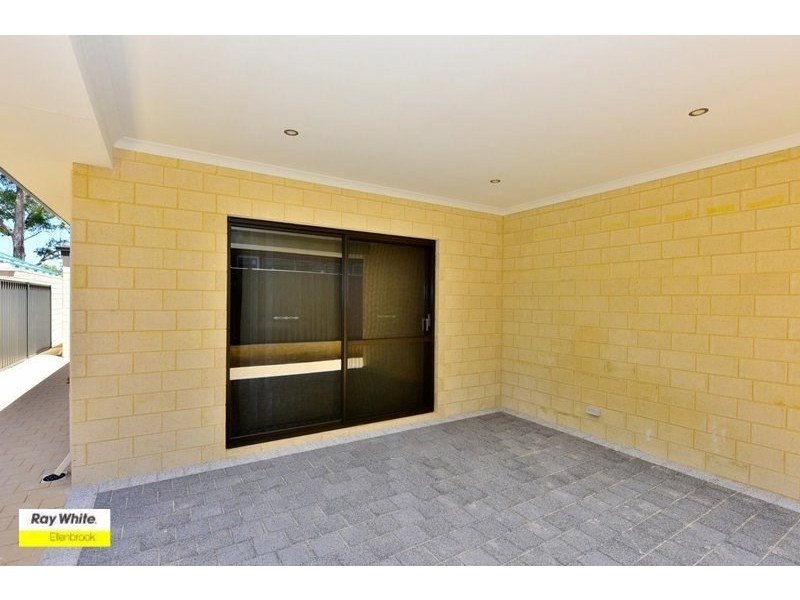35 Windermere Boulevard, Aveley WA 6069