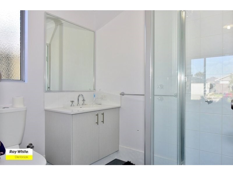 4 Vidalia Drive, Aveley WA 6069