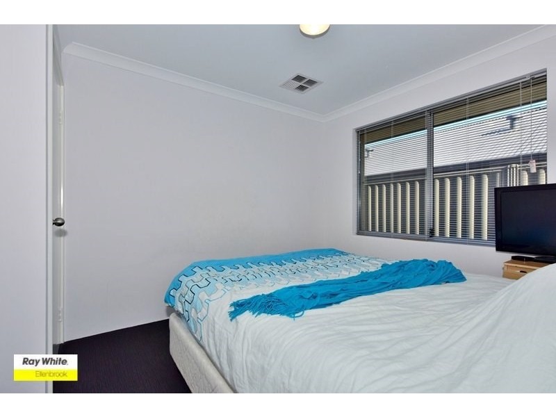 4 Vidalia Drive, Aveley WA 6069