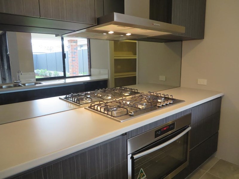 33 Bolero Road, Aveley WA 6069