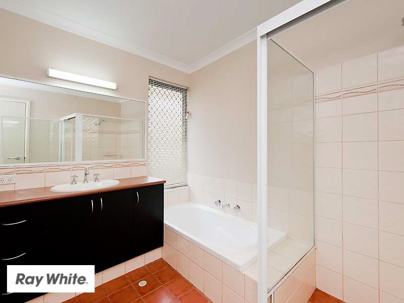 18 Granesse Drive, Ellenbrook WA 6069