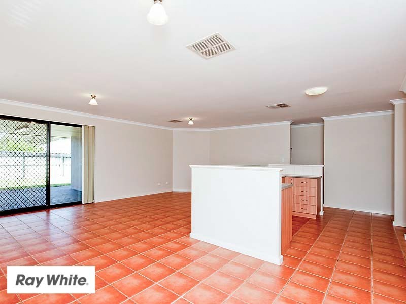 18 Granesse Drive, Ellenbrook WA 6069