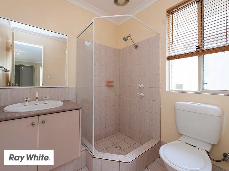 6 Karbar Pass, Ellenbrook WA 6069