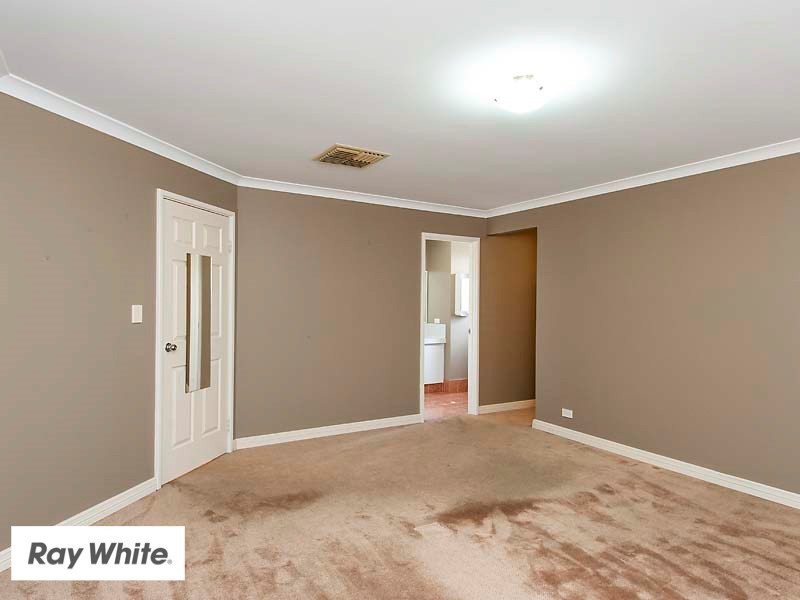 4 Lissadell Terrace, Ellenbrook WA 6069