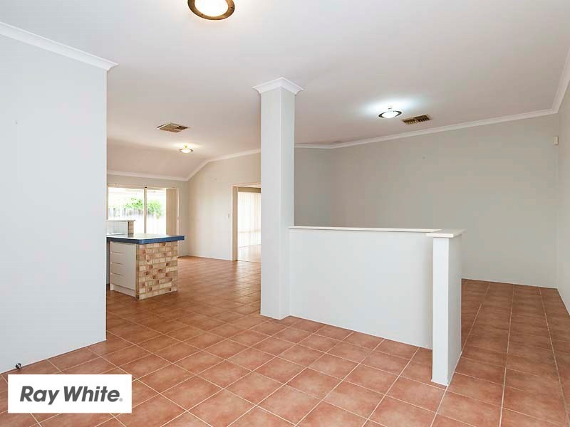 4 Lissadell Terrace, Ellenbrook WA 6069